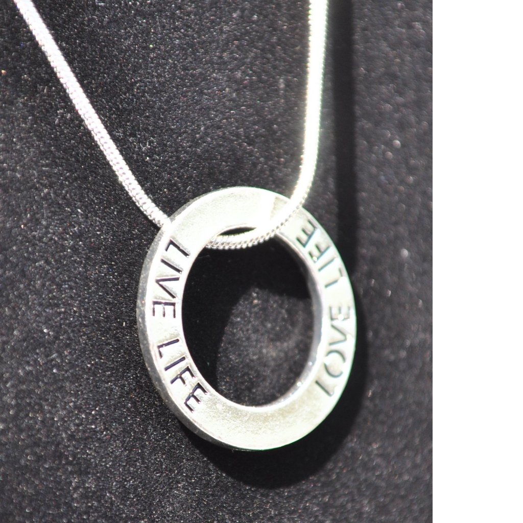 Metal Live Life Love Life Round Pendant Charm With 925 Silver Necklace (10041)